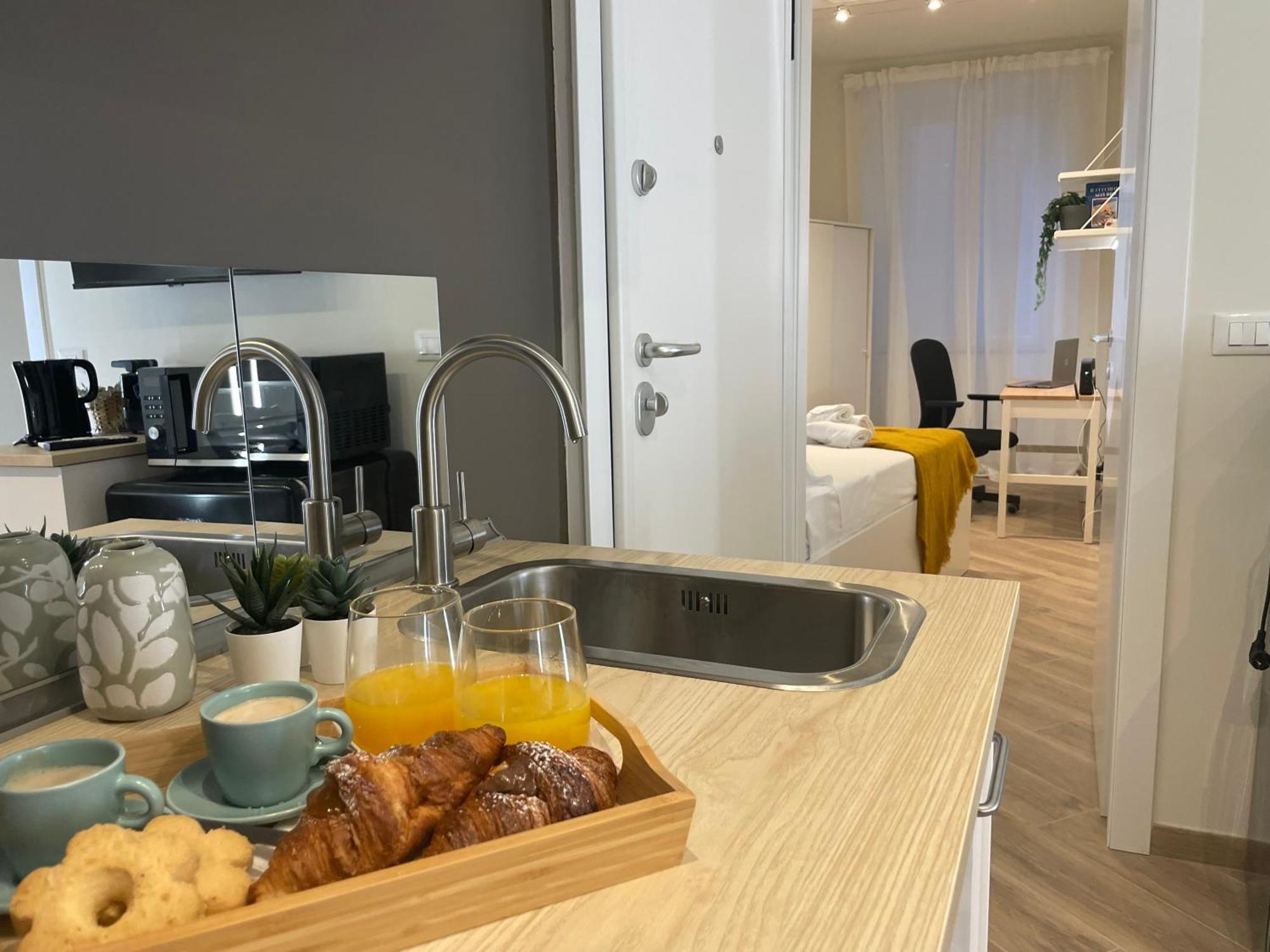 Happy Family Apartments Incantesimo Genoa Bagian luar foto