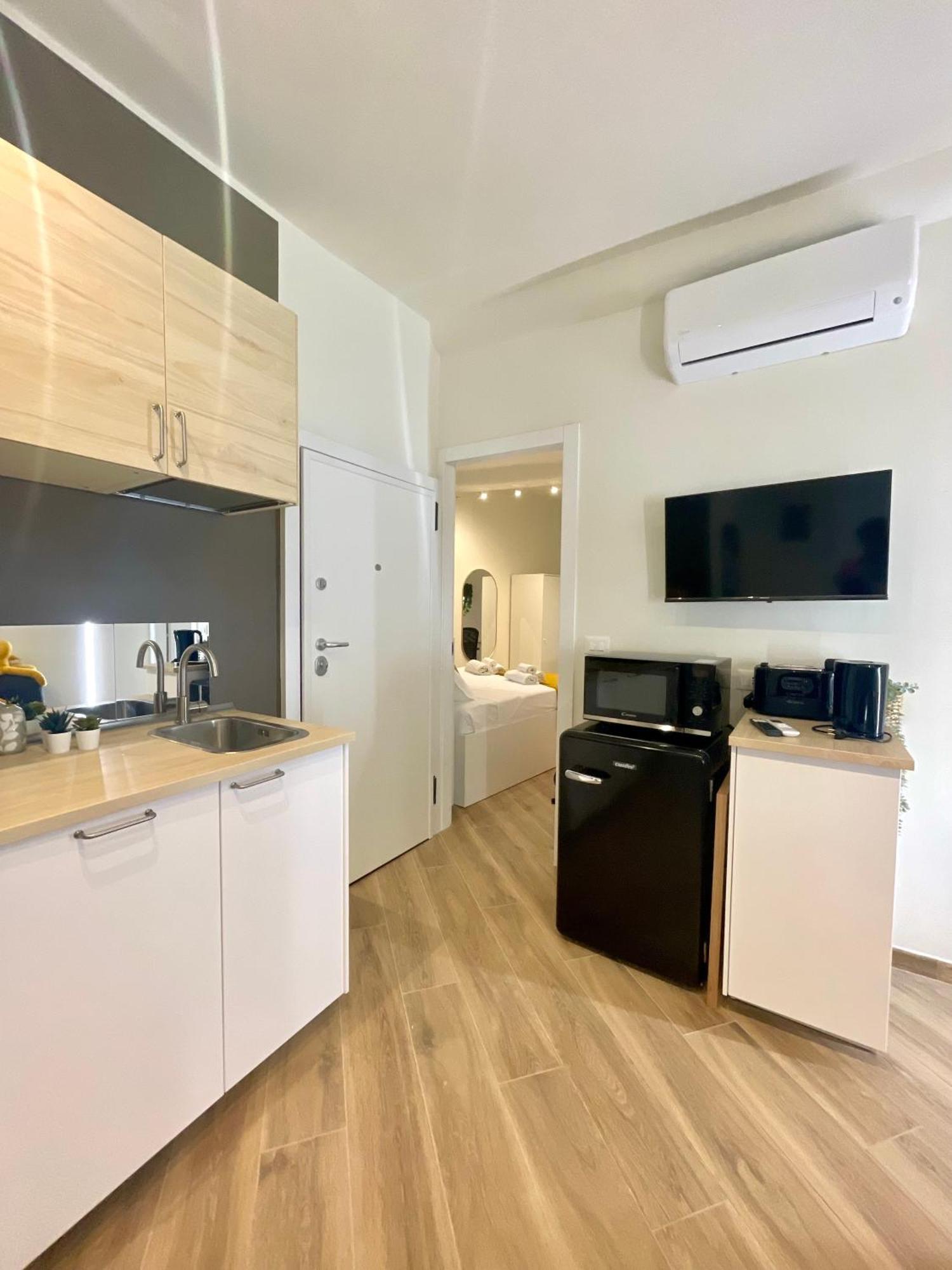 Happy Family Apartments Incantesimo Genoa Bagian luar foto
