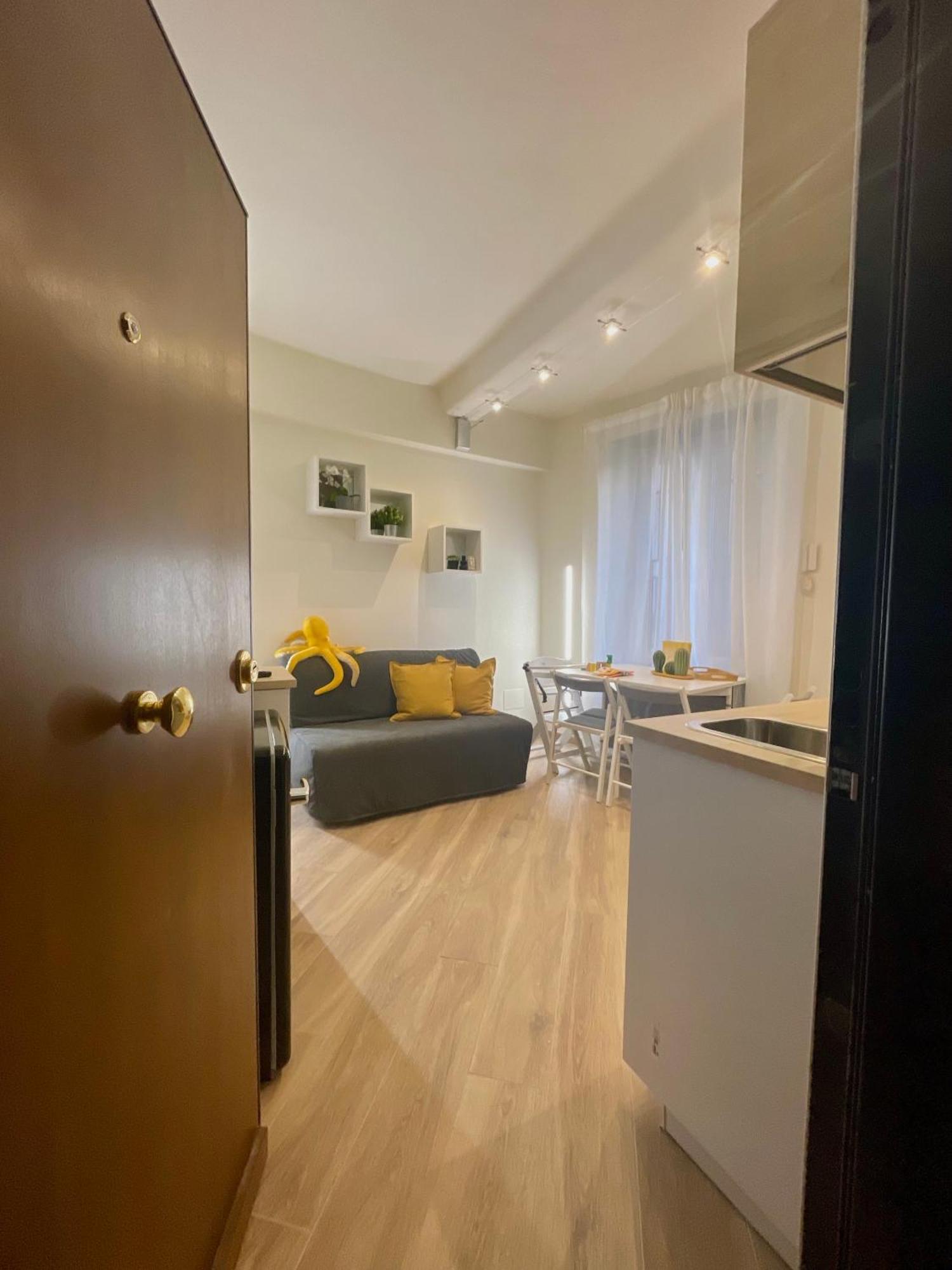 Happy Family Apartments Incantesimo Genoa Bagian luar foto