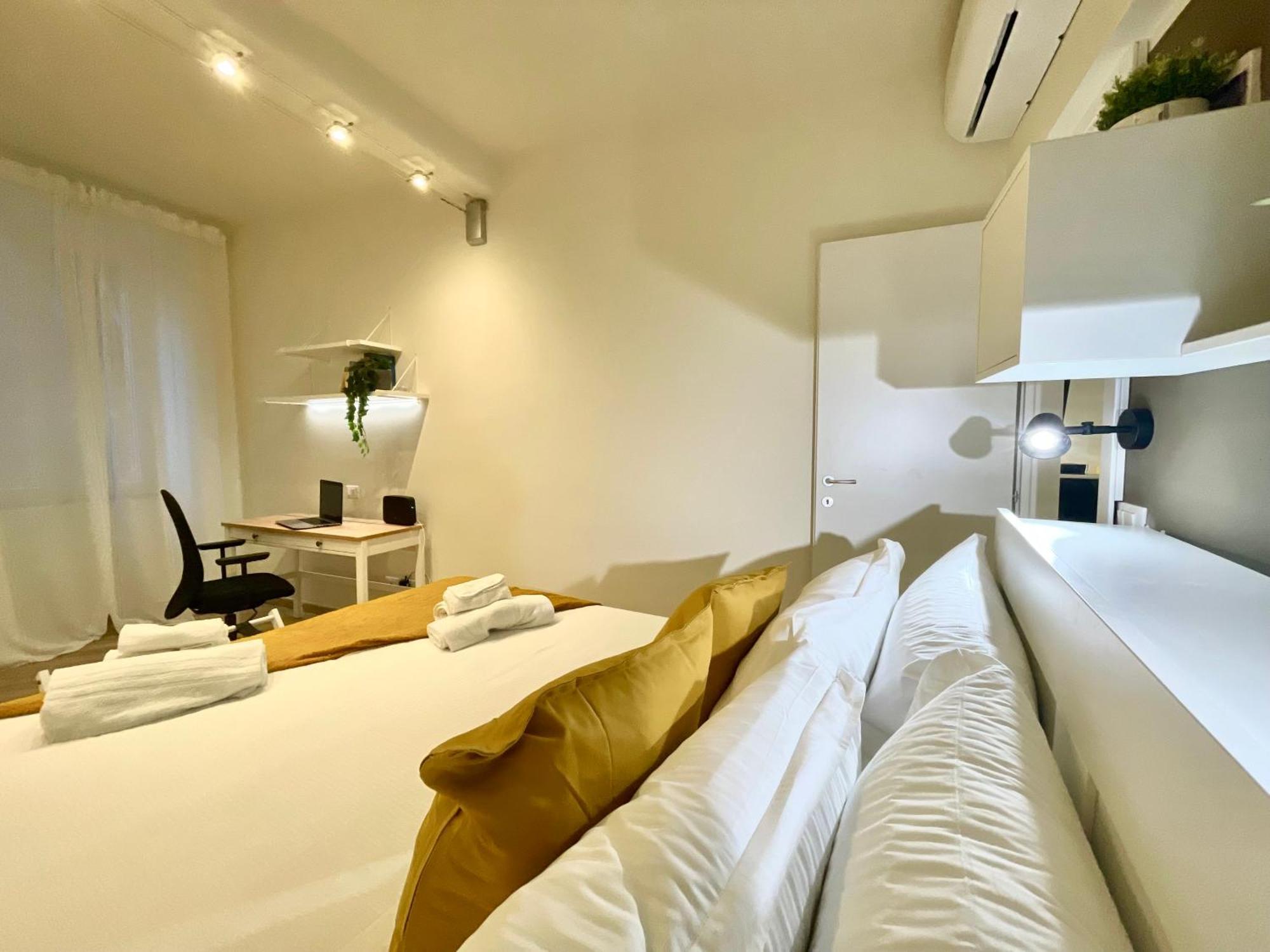Happy Family Apartments Incantesimo Genoa Bagian luar foto