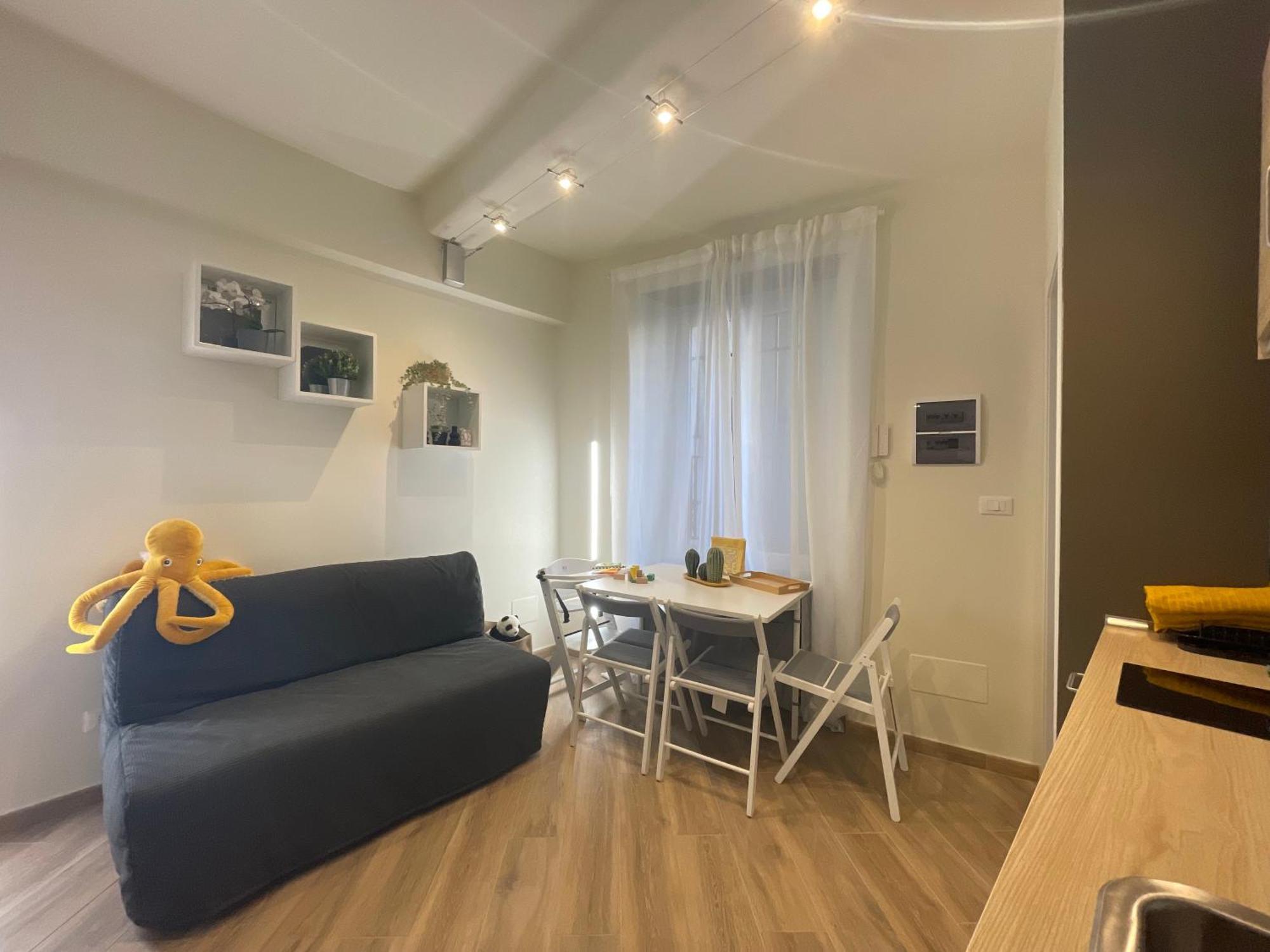 Happy Family Apartments Incantesimo Genoa Bagian luar foto
