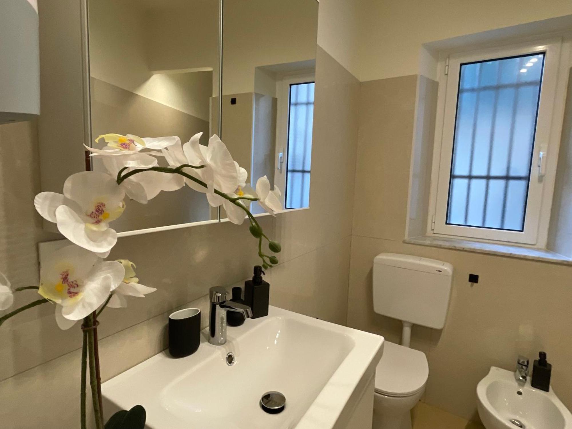 Happy Family Apartments Incantesimo Genoa Bagian luar foto