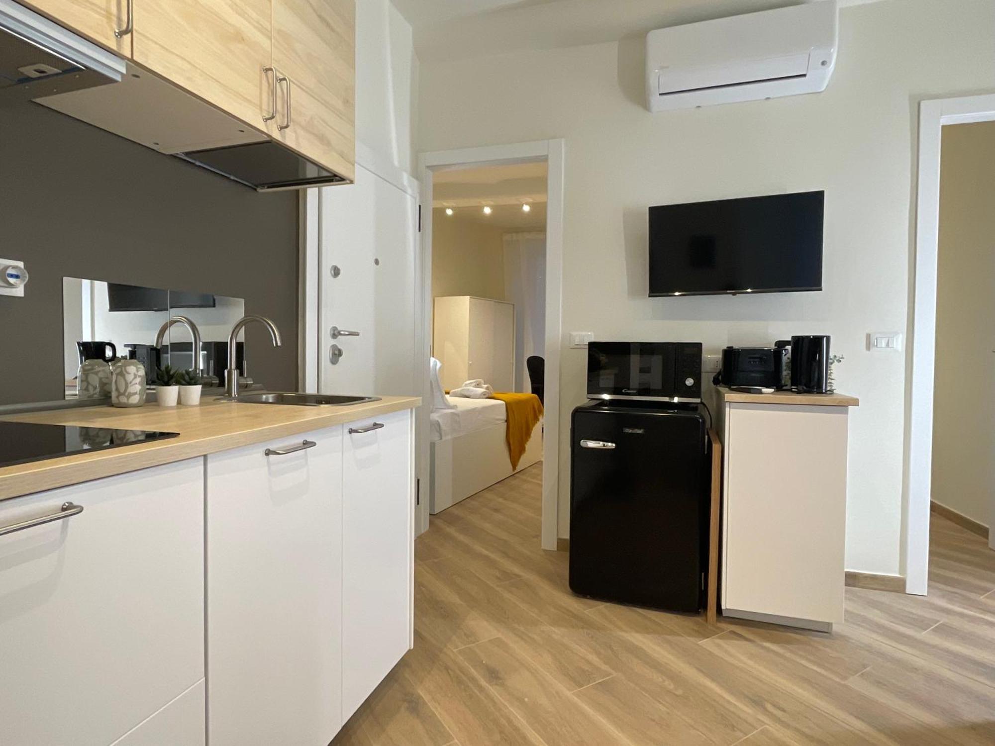 Happy Family Apartments Incantesimo Genoa Bagian luar foto